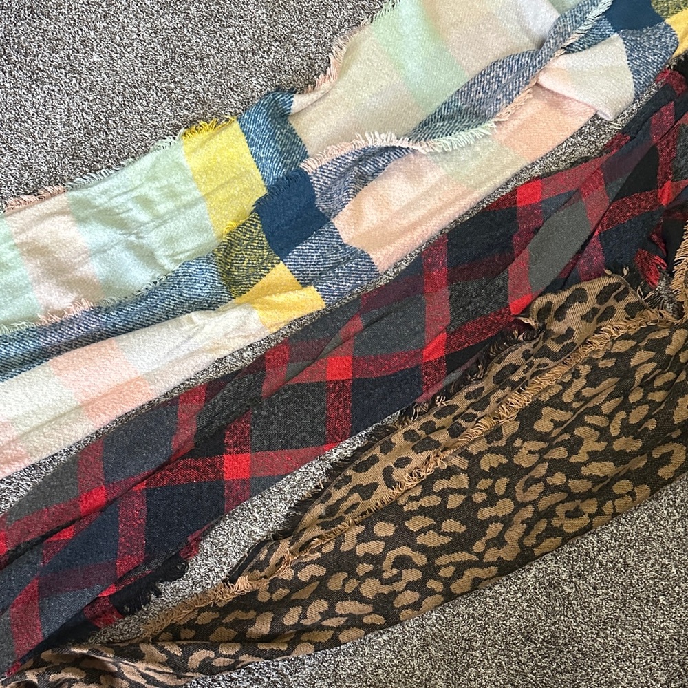 Set of 3 thick material Fashion Scarves - Plaid, Leopard & Pastel Wraps